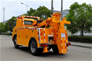 石河子高速路拖车费