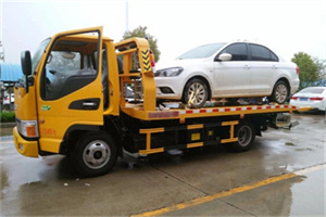 石河子附近拖车救援24小时服务热线